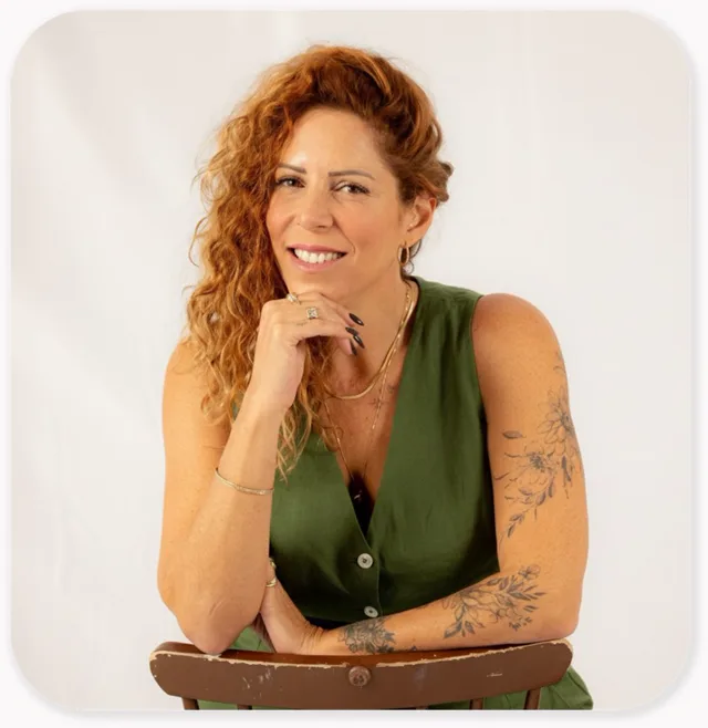 דיוקן של אפרת קידר